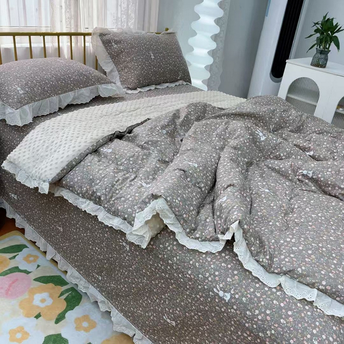 91家纺网 家纺一手货源 找家纺 暖居 2025新款法式纯棉砂洗棉花床盖三件套同款豆豆被双面纯棉被套 欧若拉