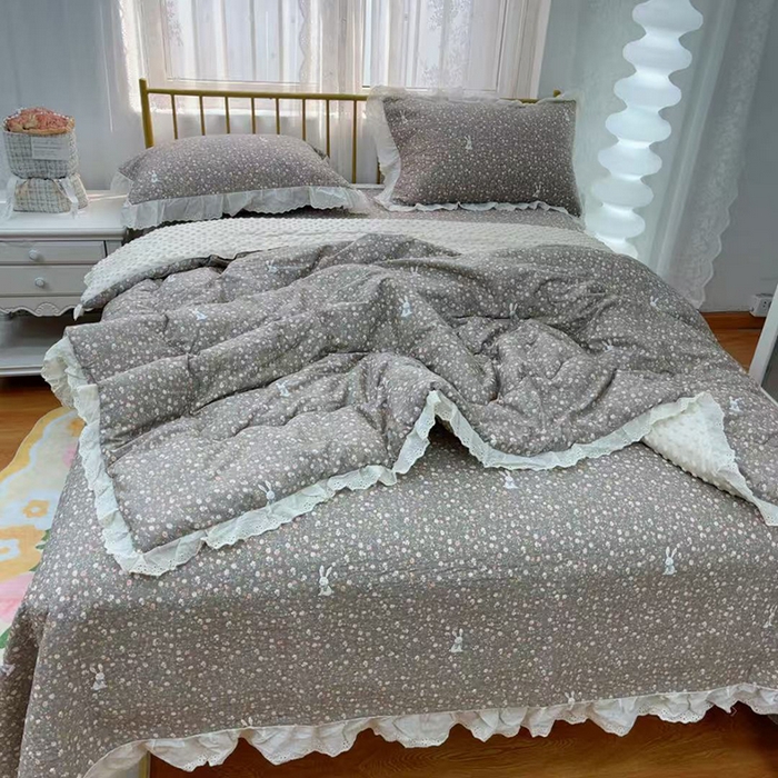 91家纺网 家纺一手货源 找家纺 暖居 2025新款法式纯棉砂洗棉花床盖三件套同款豆豆被双面纯棉被套 欧若拉