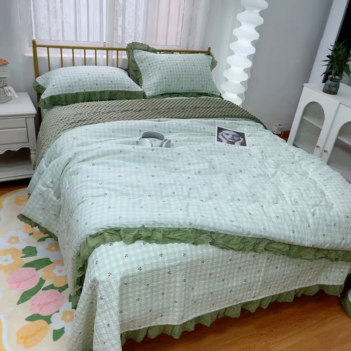 91家纺网 家纺一手货源 找家纺 暖居 2025新款法式纯棉砂洗棉花床盖三件套同款豆豆被双面纯棉被套 樱桃格子绿