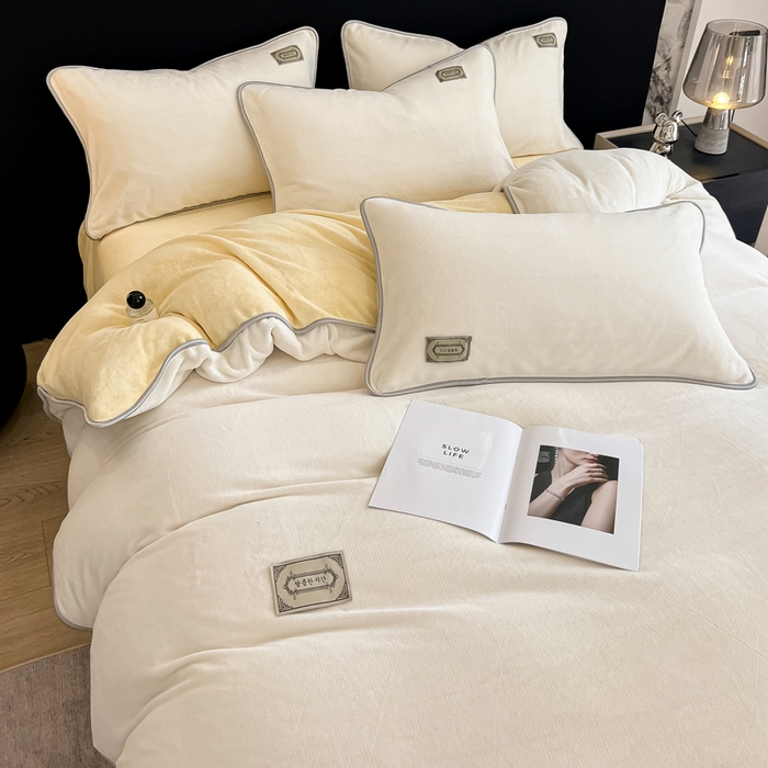 91家纺网 家纺一手货源 找家纺 （总）眠博士 2025新款时尚款牛奶绒加厚保暖四件套四件套