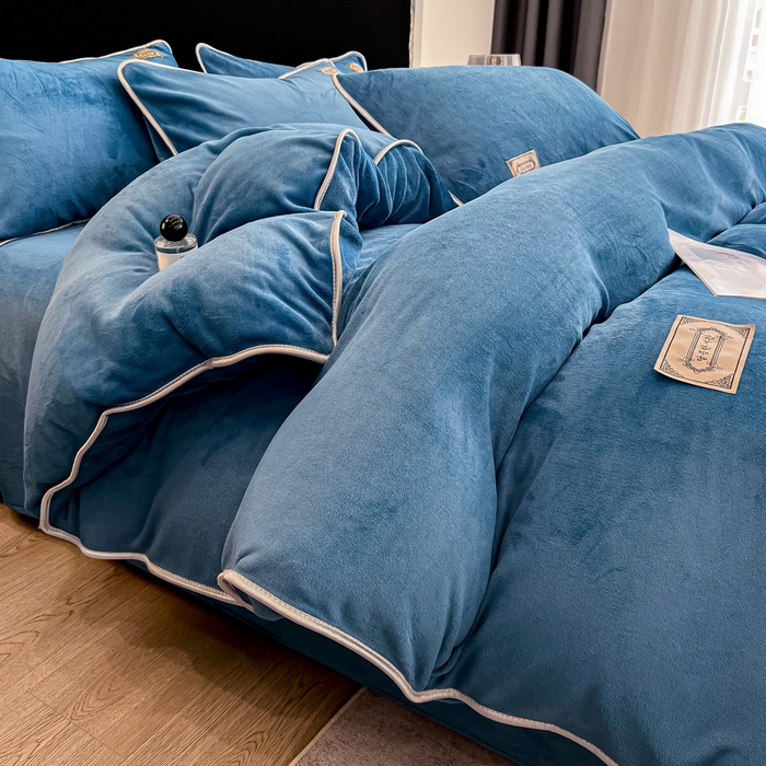 91家纺网 家纺一手货源 找家纺 （总）眠博士 2025新款时尚款牛奶绒加厚保暖四件套四件套