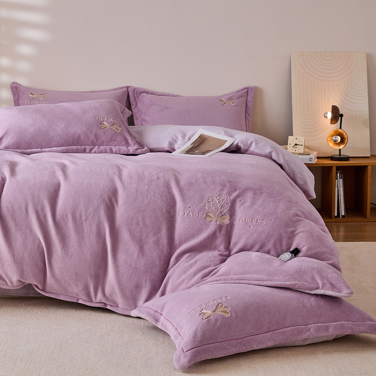 91家纺网 家纺一手货源 找家纺 锦罗绣 2025新款雪尼绒艾尼绒230克全消光绣花系列单被套 紫色+熏衣紫