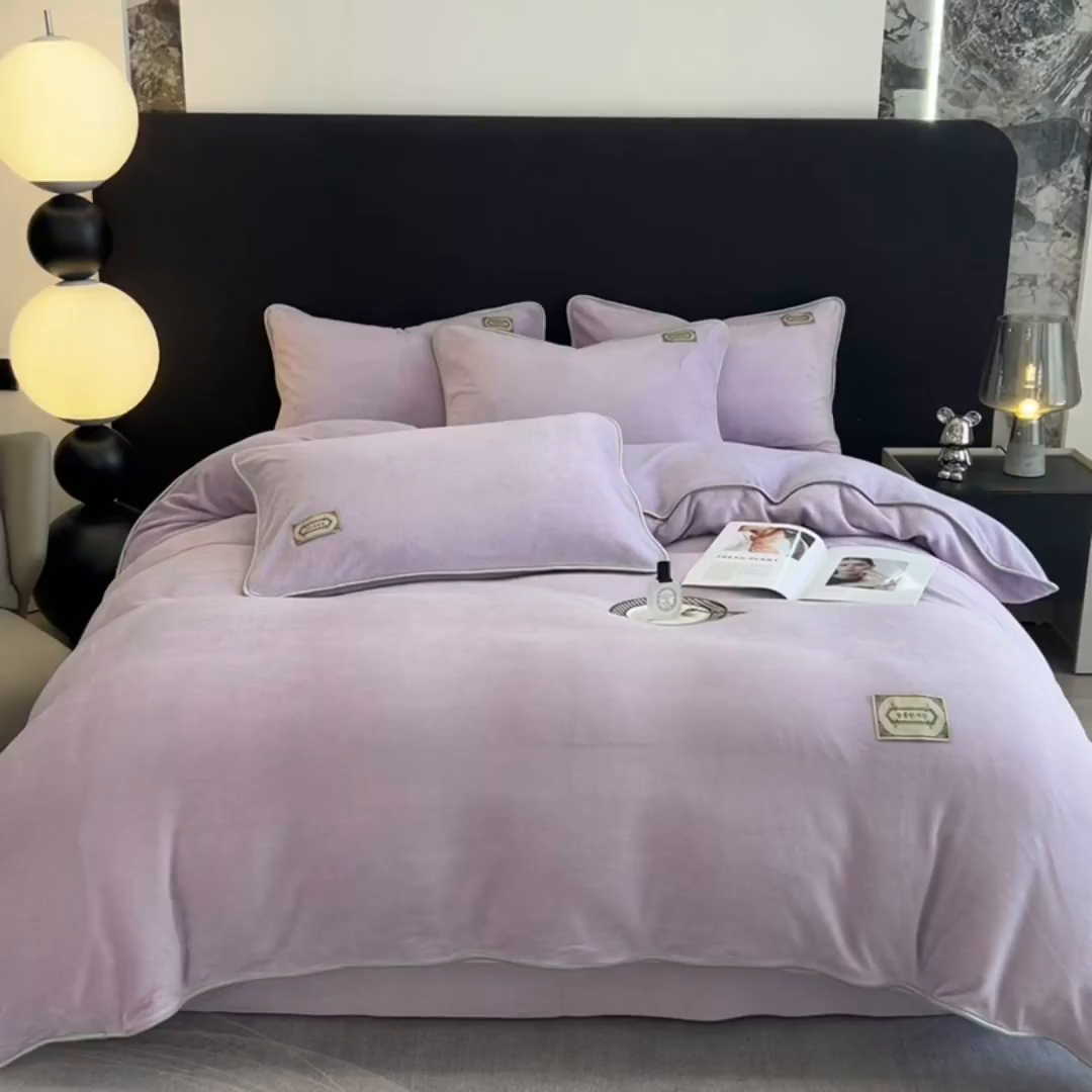 91家纺网 家纺一手货源 找家纺 眠博士 2025新款时尚款牛奶绒加厚保暖四件套四件套 时尚款-丁香紫