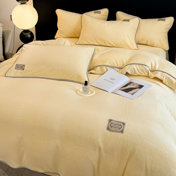 91家纺网 家纺一手货源 找家纺 眠博士 2025新款时尚款牛奶绒加厚保暖四件套四件套 时尚款-鹅黄