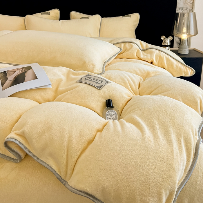 91家纺网 家纺一手货源 找家纺 眠博士 2025新款时尚款牛奶绒加厚保暖四件套四件套 时尚款-鹅黄