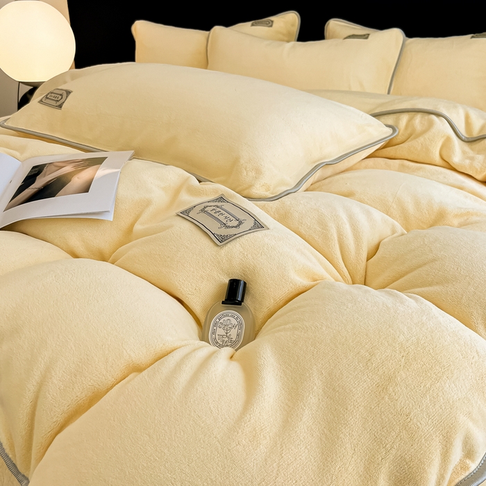 91家纺网 家纺一手货源 找家纺 眠博士 2025新款时尚款牛奶绒加厚保暖四件套四件套 时尚款-鹅黄