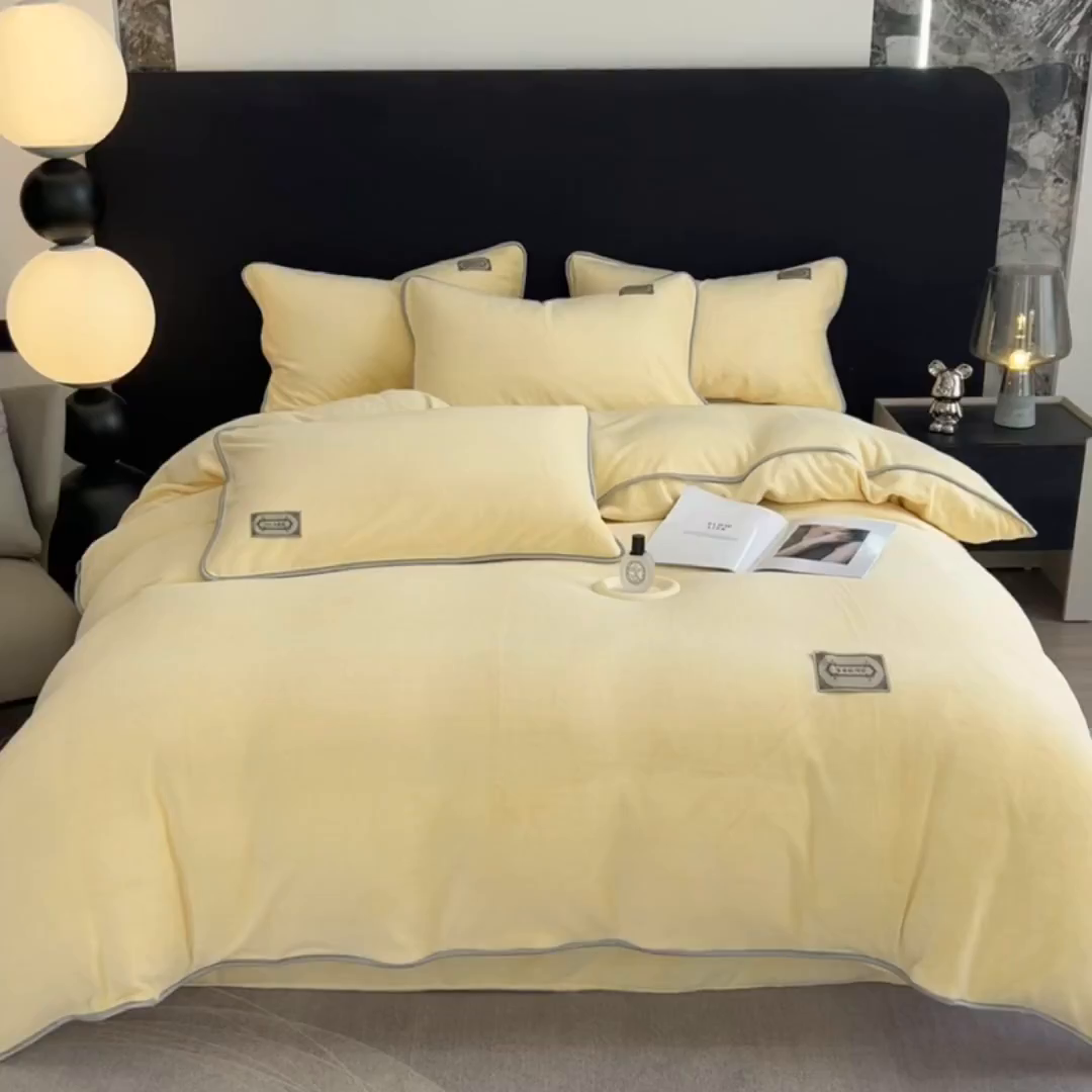 91家纺网 家纺一手货源 找家纺 眠博士 2025新款时尚款牛奶绒加厚保暖四件套四件套 时尚款-鹅黄