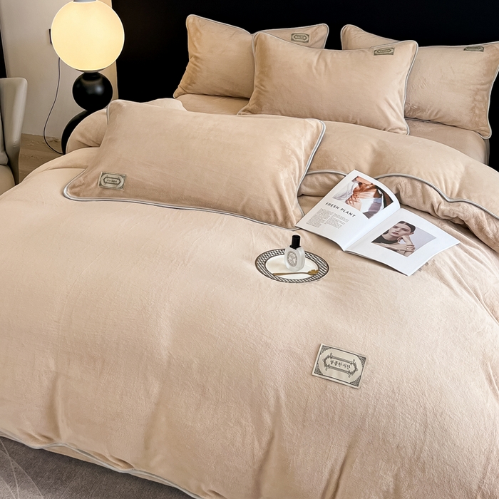 91家纺网 家纺一手货源 找家纺 眠博士 2025新款时尚款牛奶绒加厚保暖四件套四件套 时尚款-暖咖