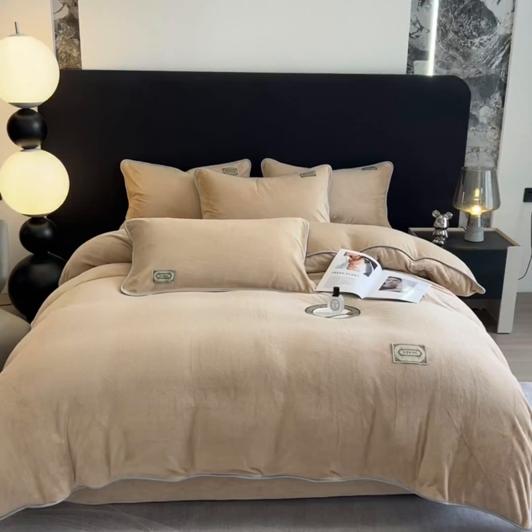 91家纺网 家纺一手货源 找家纺 眠博士 2025新款时尚款牛奶绒加厚保暖四件套四件套 时尚款-暖咖