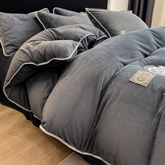 91家纺网 家纺一手货源 找家纺 眠博士 2025新款时尚款牛奶绒加厚保暖四件套四件套 时尚款-深灰