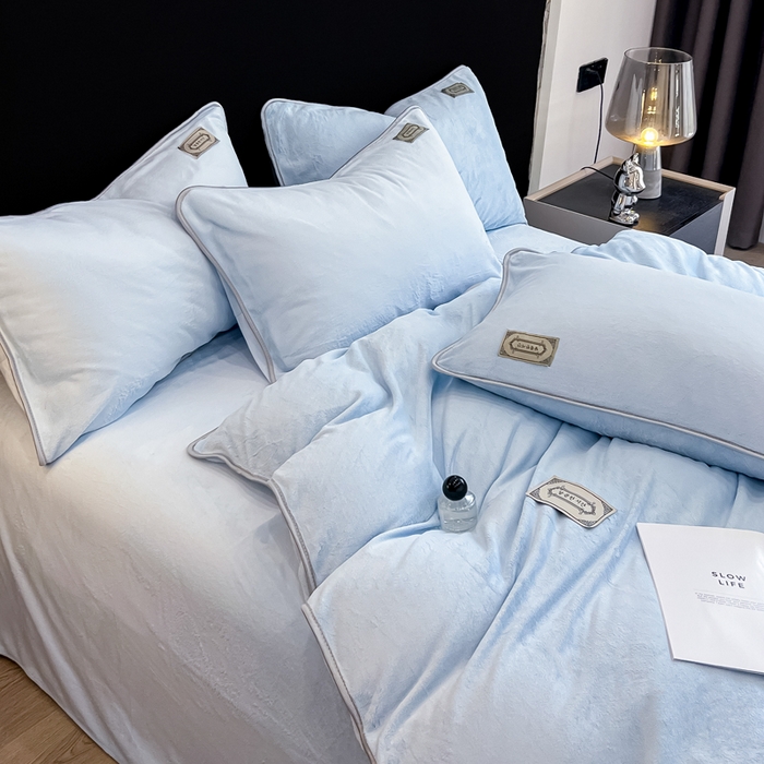 91家纺网 家纺一手货源 找家纺 眠博士 2025新款时尚款牛奶绒加厚保暖四件套四件套 时尚款-雾霾蓝