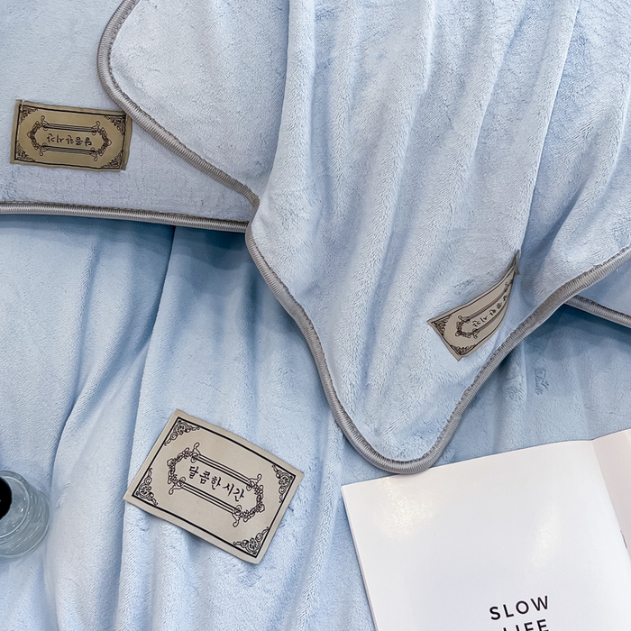 91家纺网 家纺一手货源 找家纺 眠博士 2025新款时尚款牛奶绒加厚保暖四件套四件套 时尚款-雾霾蓝