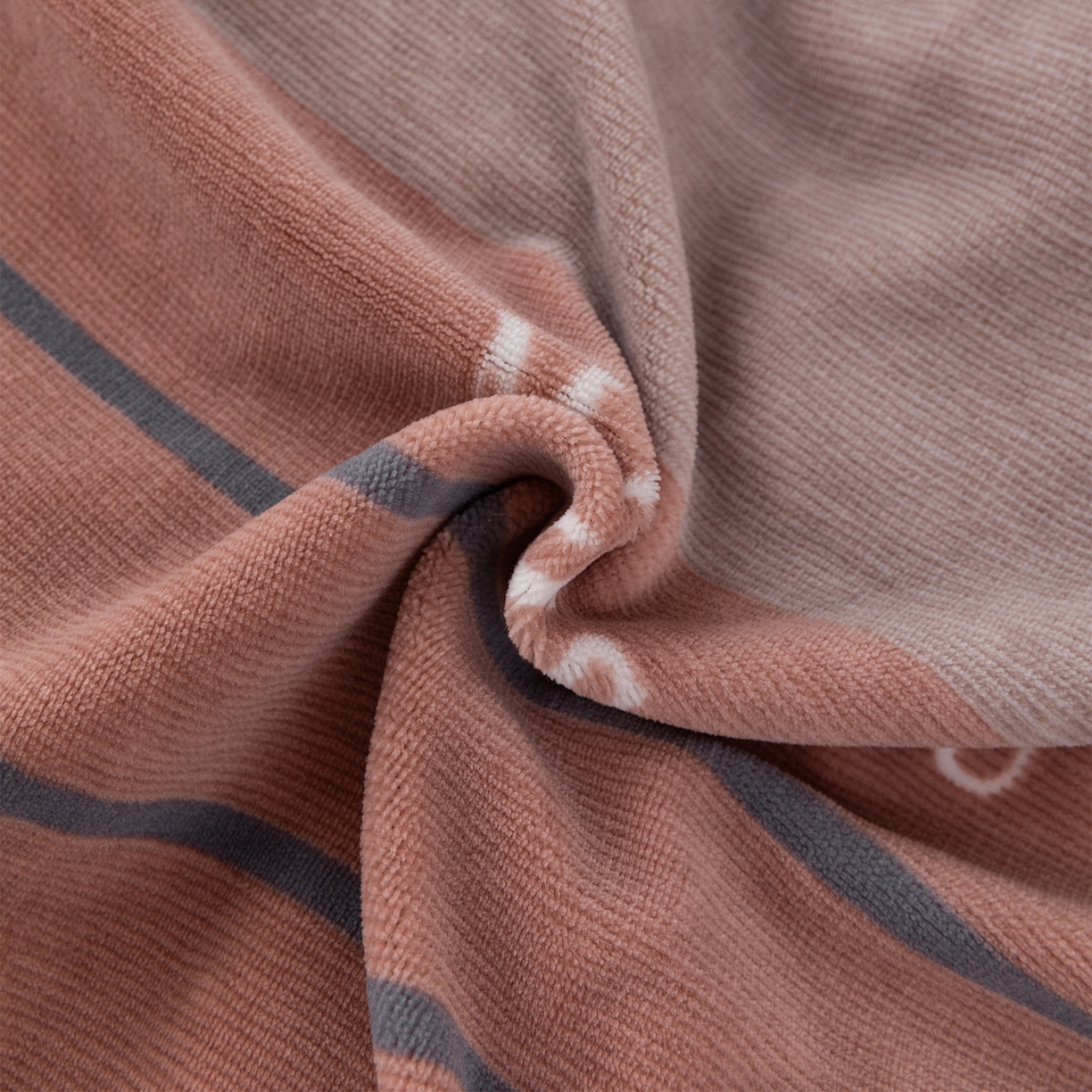 91家纺网 家纺一手货源 找家纺 （总）锦罗绣 2025新款230克牛奶绒印花单被套