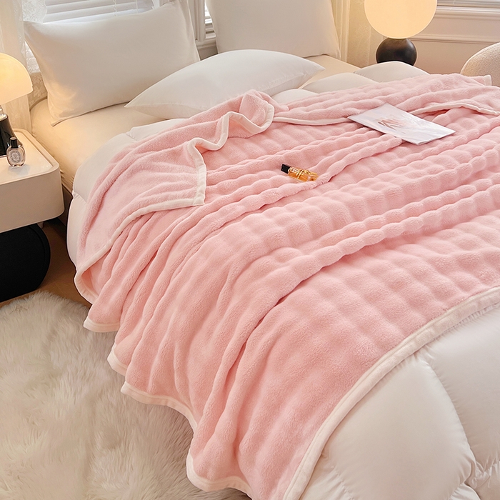 91家纺网 家纺一手货源 找家纺 贝拉梦家纺 2025新款加厚保暖托卡斯兔毛绒毛毯多功能毯子保暖盖毯毯子 白桃茶粉