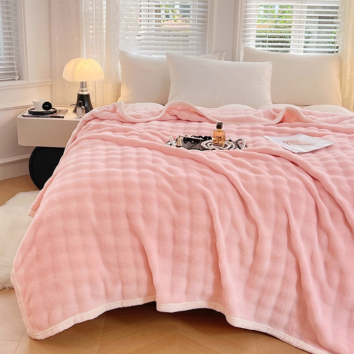 91家纺网 家纺一手货源 找家纺 贝拉梦家纺 2025新款加厚保暖托卡斯兔毛绒毛毯多功能毯子保暖盖毯毯子 白桃茶粉