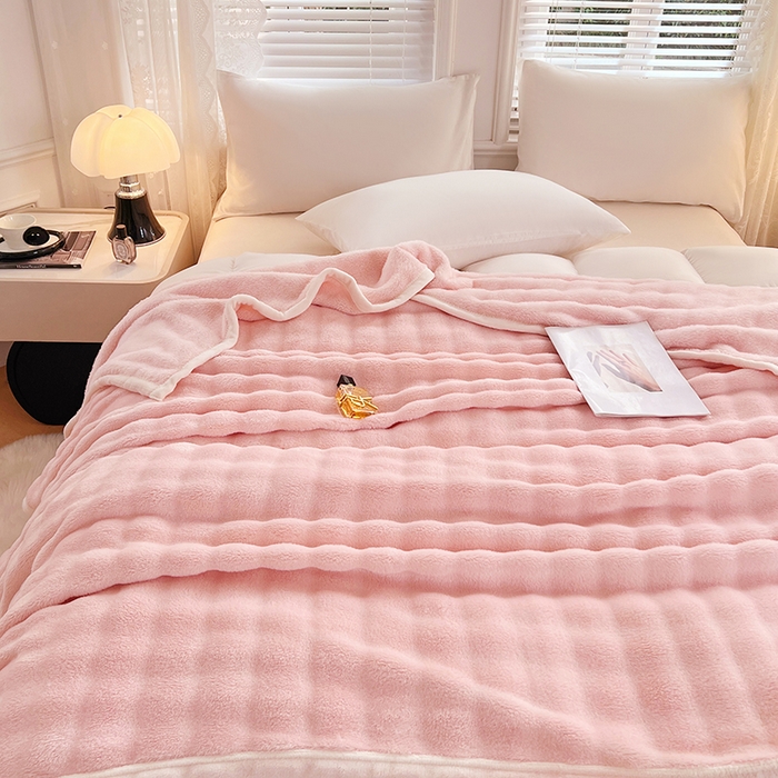 91家纺网 家纺一手货源 找家纺 贝拉梦家纺 2025新款加厚保暖托卡斯兔毛绒毛毯多功能毯子保暖盖毯毯子 白桃茶粉