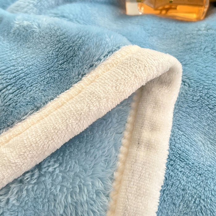 91家纺网 家纺一手货源 找家纺 贝拉梦家纺 2025新款加厚保暖托卡斯兔毛绒毛毯多功能毯子保暖盖毯毯子 空境蓝