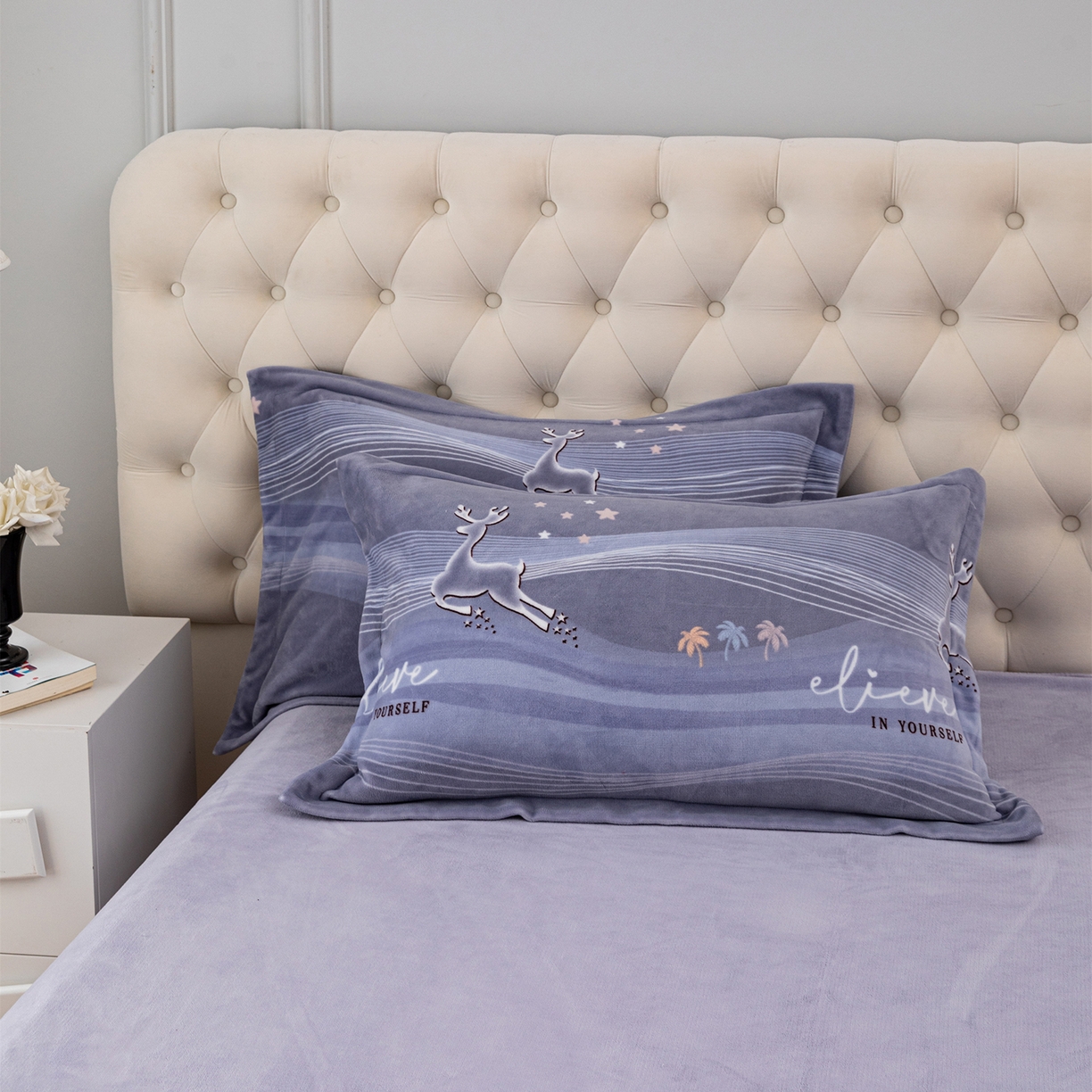 91家纺网 家纺一手货源 找家纺 锦罗绣 2025新款230克牛奶绒印花单被套 匆匆那年