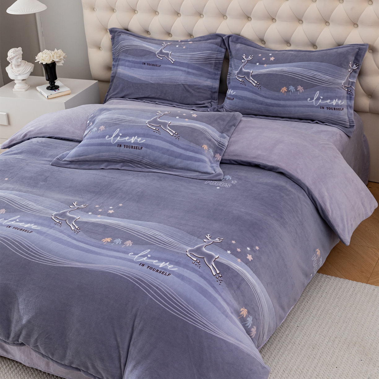 91家纺网 家纺一手货源 找家纺 锦罗绣 2025新款230克牛奶绒印花单被套 匆匆那年