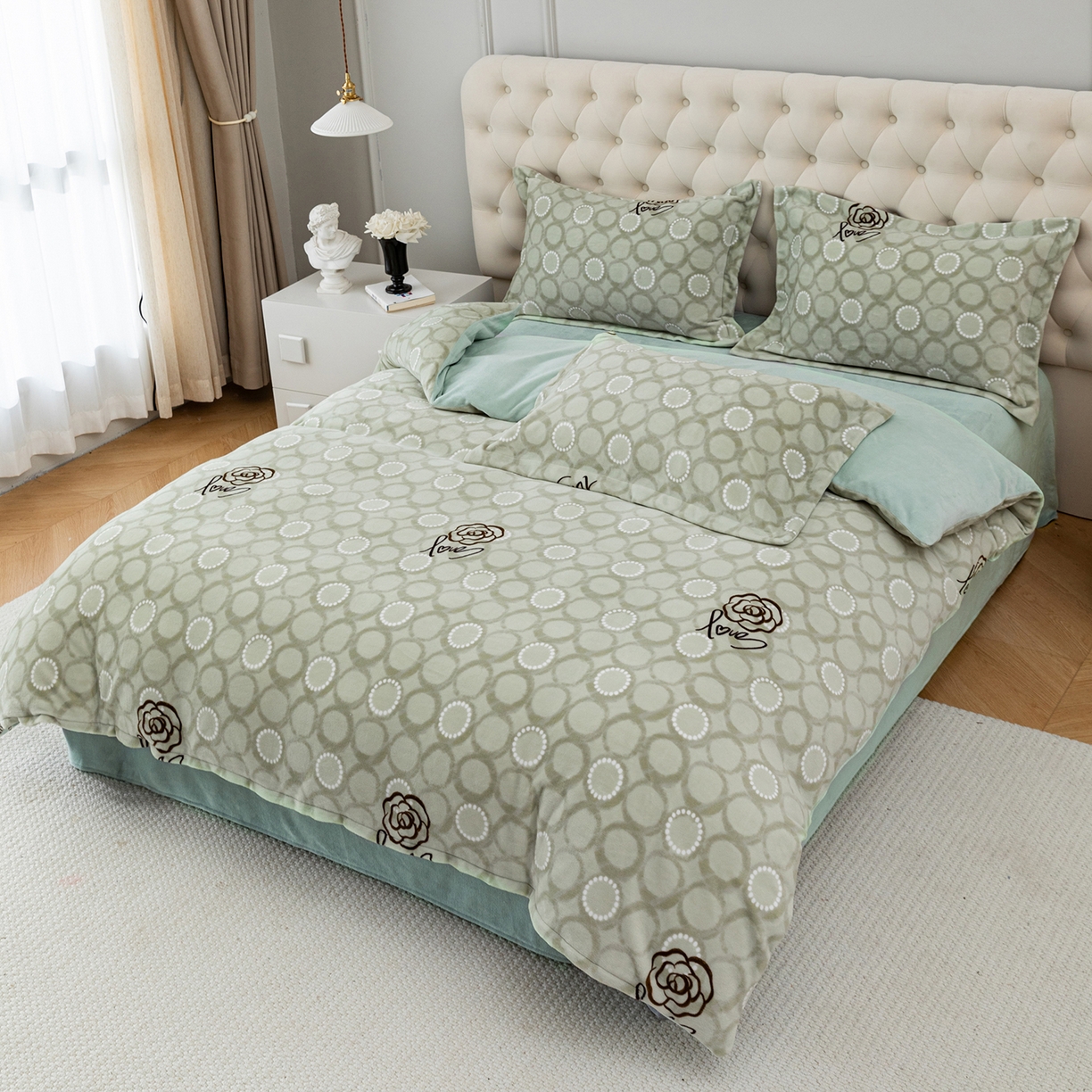 91家纺网 家纺一手货源 找家纺 锦罗绣 2025新款230克牛奶绒印花单被套 等待