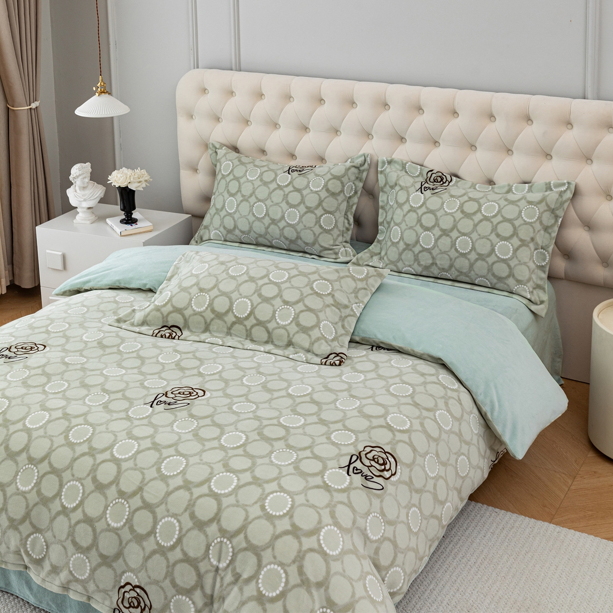 91家纺网 家纺一手货源 找家纺 锦罗绣 2025新款230克牛奶绒印花单被套 等待