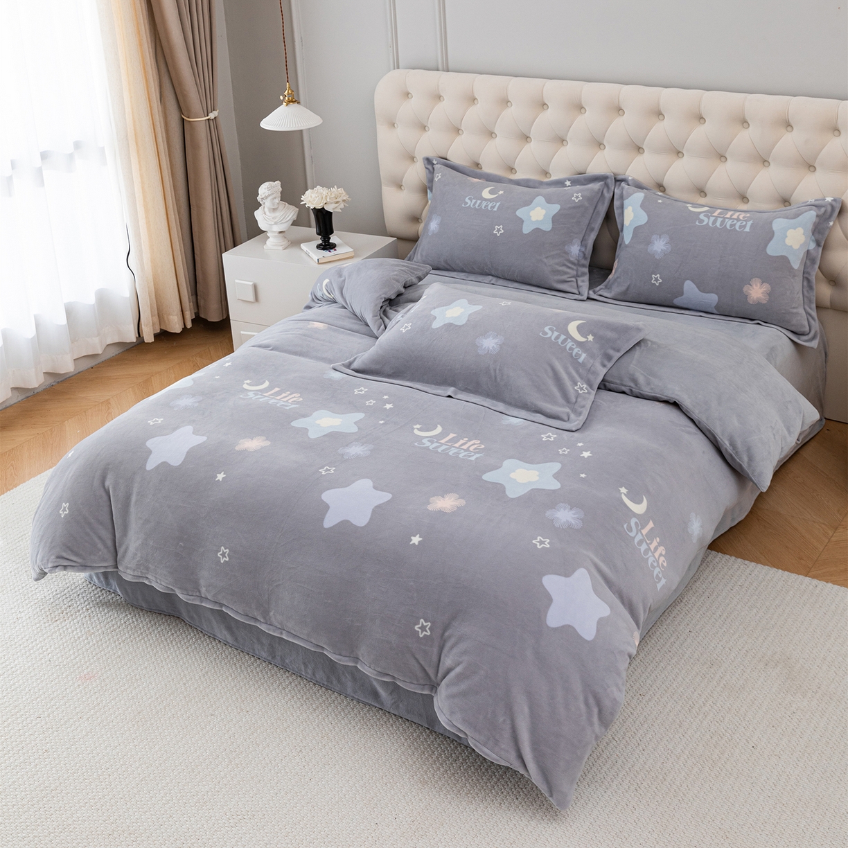 91家纺网 家纺一手货源 找家纺 锦罗绣 2025新款230克牛奶绒印花单被套 时光