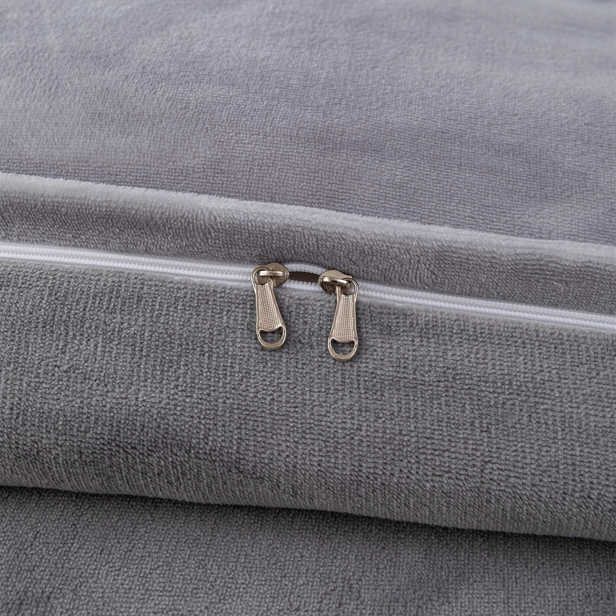 91家纺网 家纺一手货源 找家纺 锦罗绣 2025新款230克牛奶绒印花单被套 甜蜜宝贝