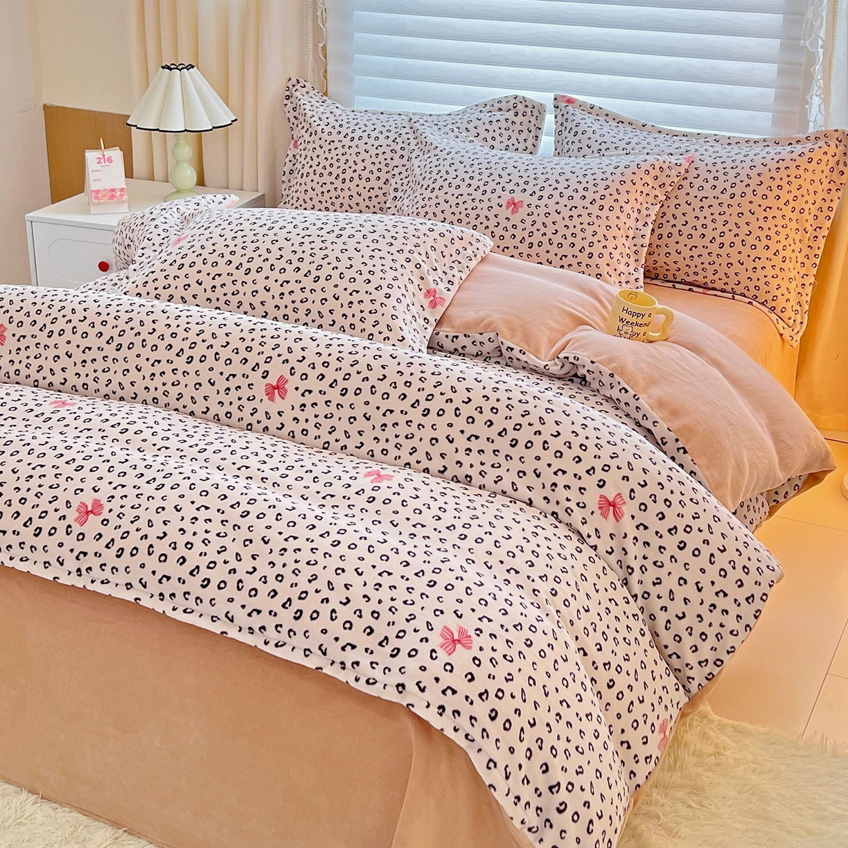 91家纺网 家纺一手货源 找家纺 锦罗绣 2025新款230克牛奶绒印花单被套 樱结绮梦