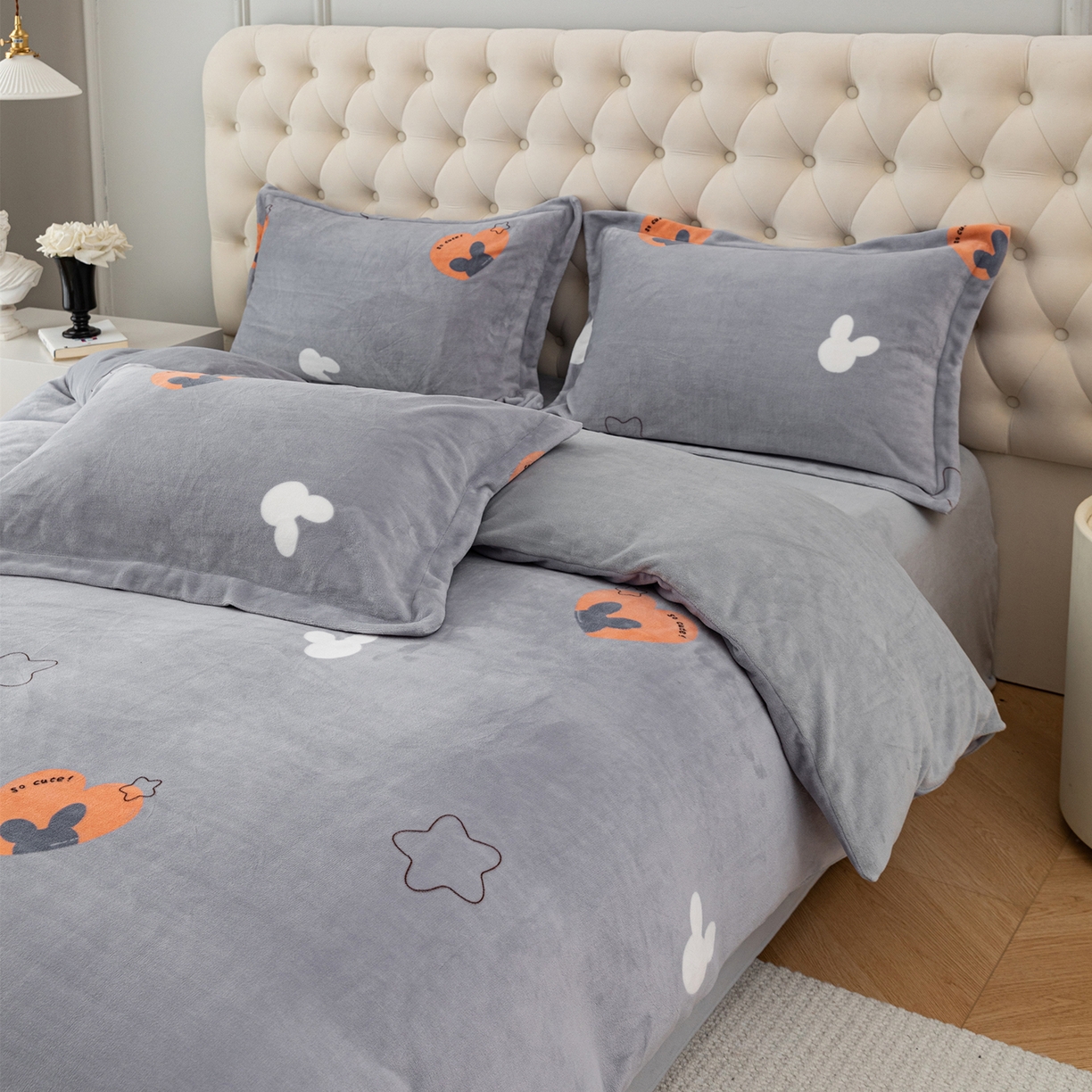 91家纺网 家纺一手货源 找家纺 锦罗绣 2025新款230克牛奶绒印花单被套 遇见