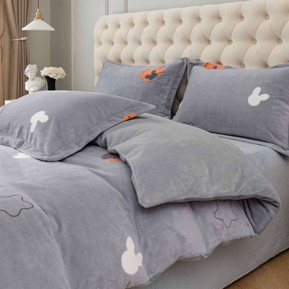 91家纺网 家纺一手货源 找家纺 锦罗绣 2025新款230克牛奶绒印花单被套 遇见