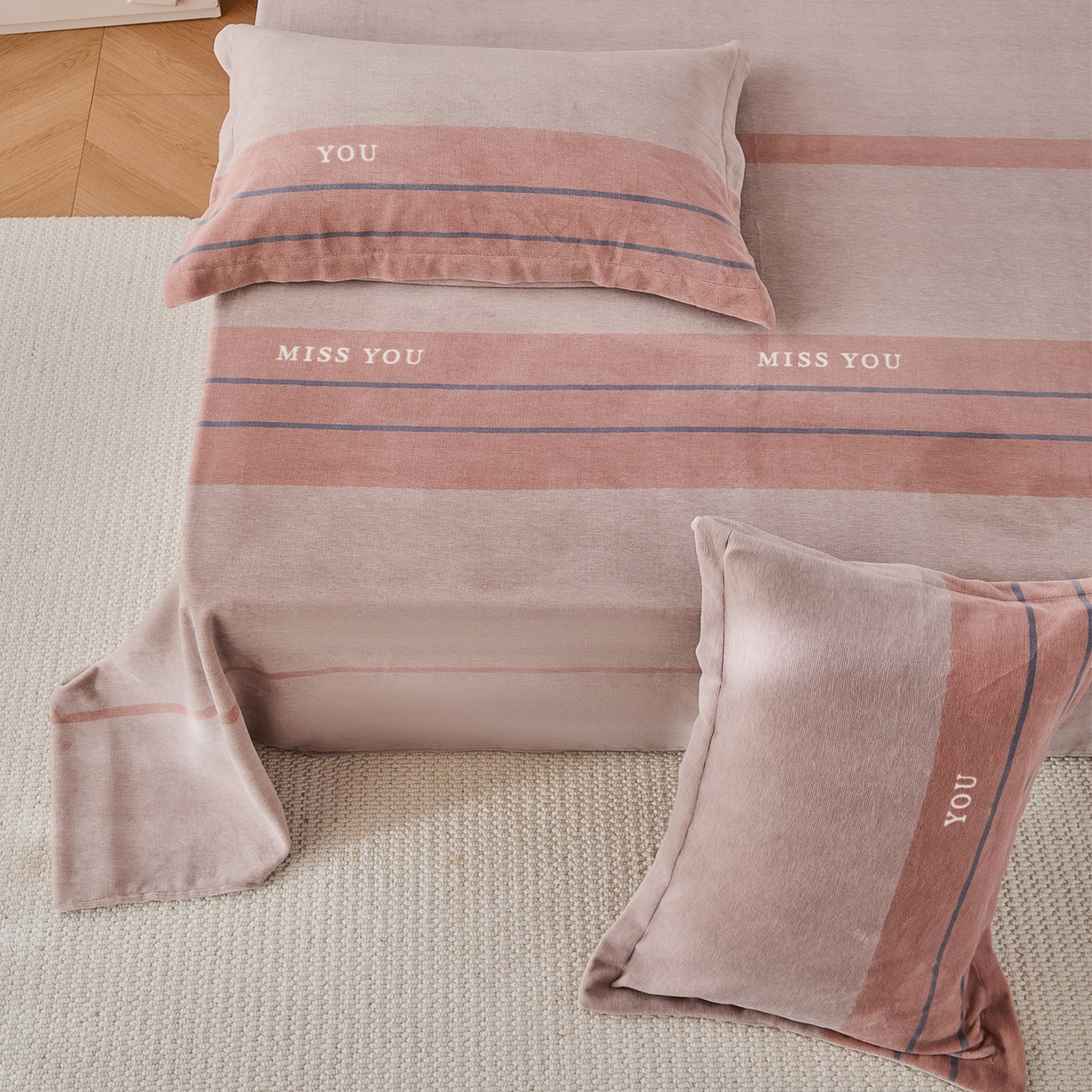 91家纺网 家纺一手货源 找家纺 （总）锦罗绣 2025新款230克牛奶绒印花单床单