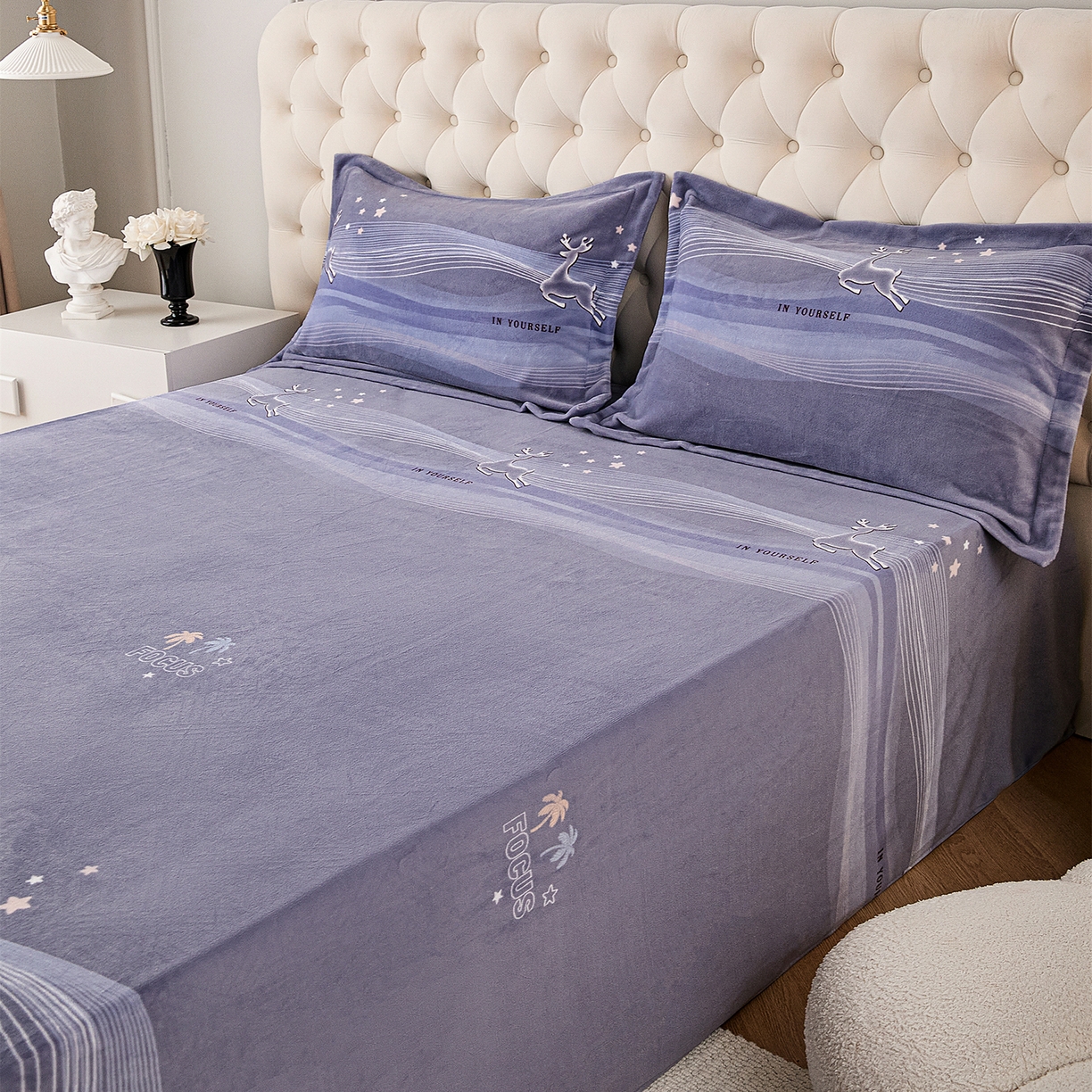 91家纺网 家纺一手货源 找家纺 锦罗绣 2025新款230克牛奶绒印花单床单 匆匆那年