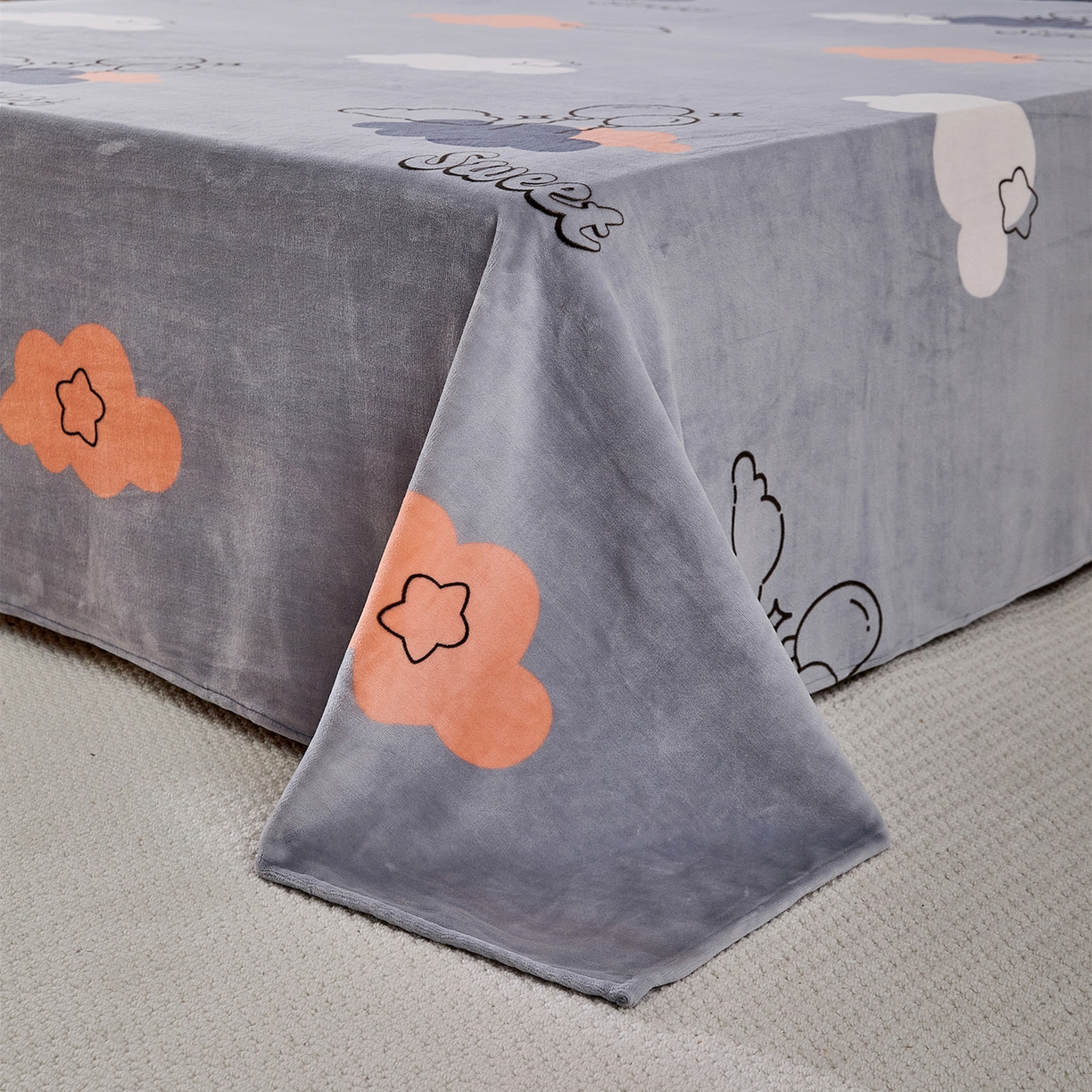 91家纺网 家纺一手货源 找家纺 锦罗绣 2025新款230克牛奶绒印花单床单 甜蜜宝贝