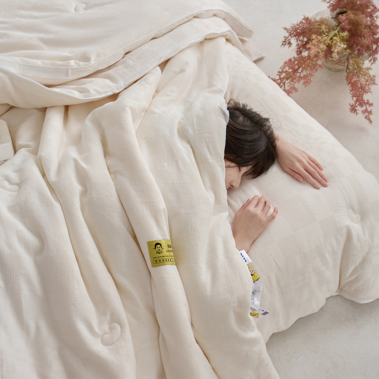 91家纺网 家纺一手货源 找家纺 纪梵茜 2025新款李官奇正品授权55%大豆拉链子母被芯二合一双胎被子全棉华夫格四季被纯棉冬被 大豆子母被-宝铂