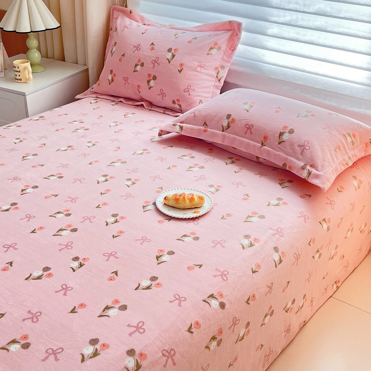 91家纺网 家纺一手货源 找家纺 锦罗绣 2025新款230克牛奶绒印花单床单 郁金香