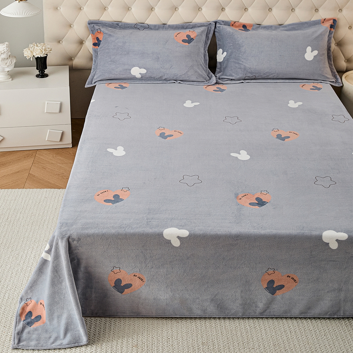 91家纺网 家纺一手货源 找家纺 锦罗绣 2025新款230克牛奶绒印花单床单 遇见