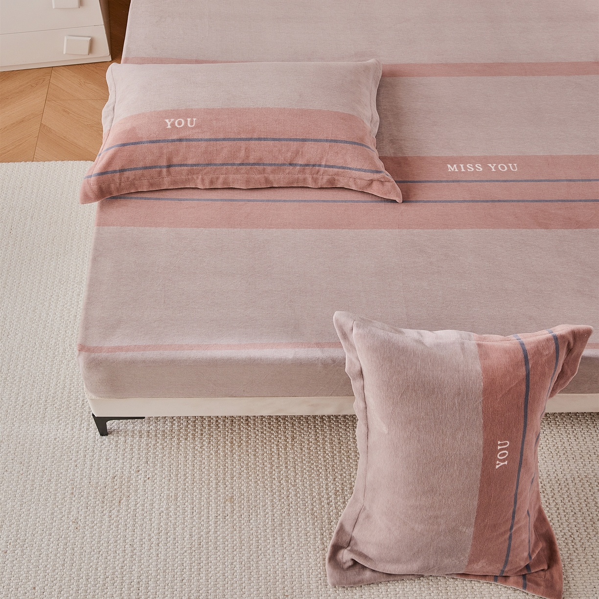 91家纺网 家纺一手货源 找家纺 （总）锦罗绣 2025新款230克牛奶绒印花单床笠