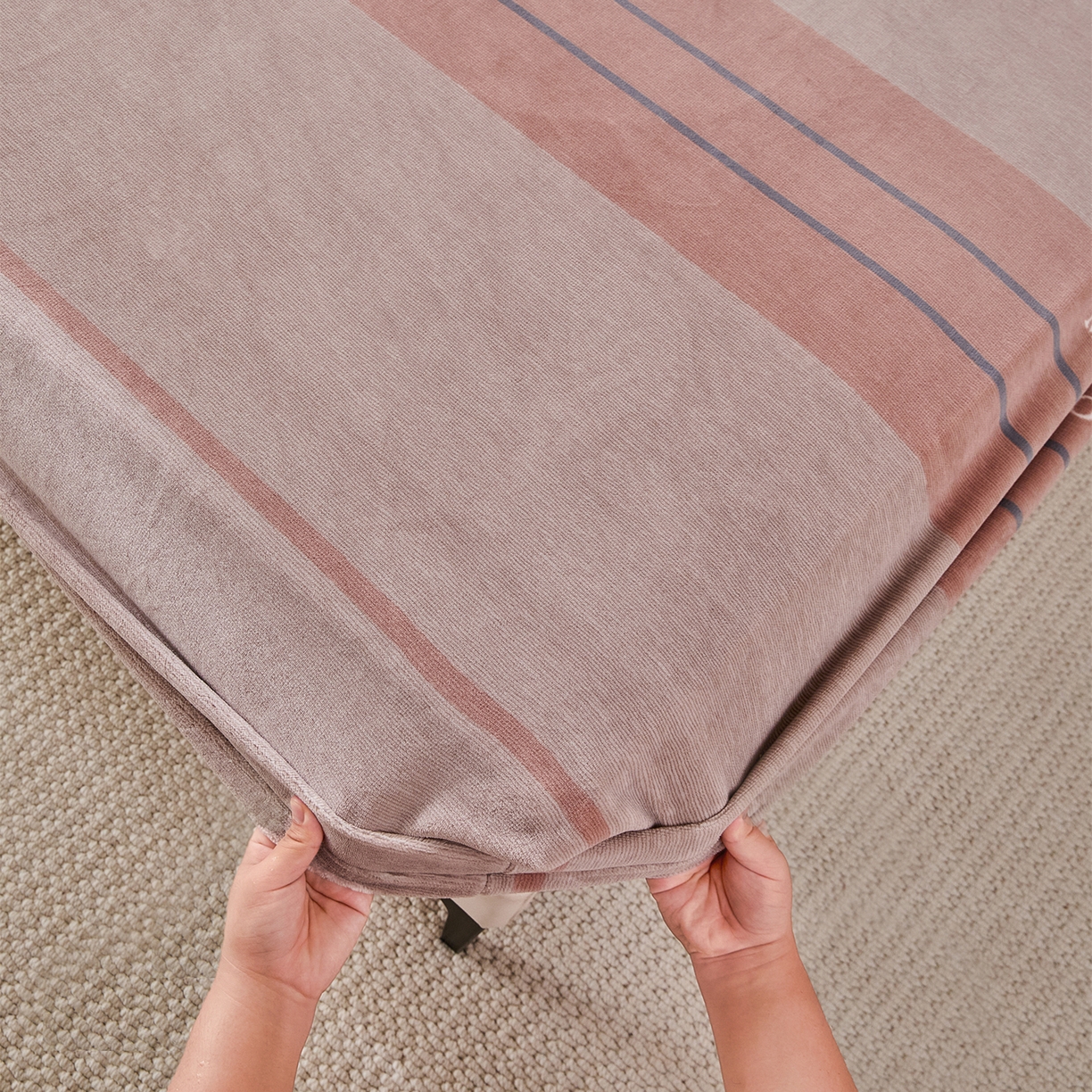 91家纺网 家纺一手货源 找家纺 （总）锦罗绣 2025新款230克牛奶绒印花单床笠