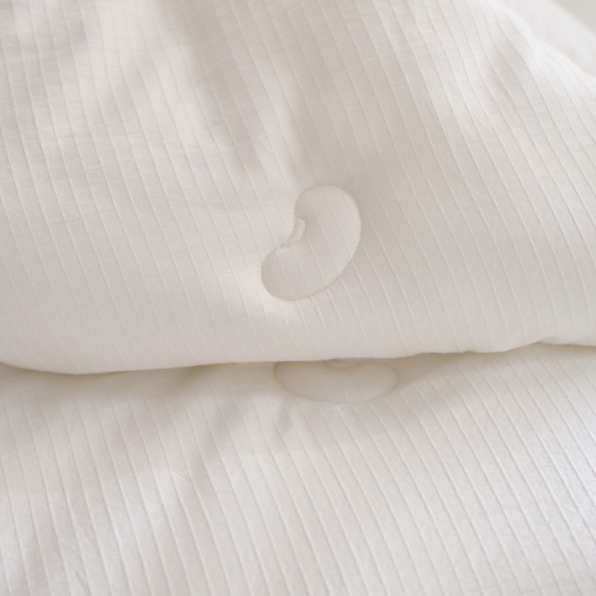 91家纺网 家纺一手货源 找家纺 纪梵茜 2025新款李官奇正品授权80%大豆纤维拉链子母被芯二合一双胎被子全棉四季被纯棉冬被 大豆被-蔓格