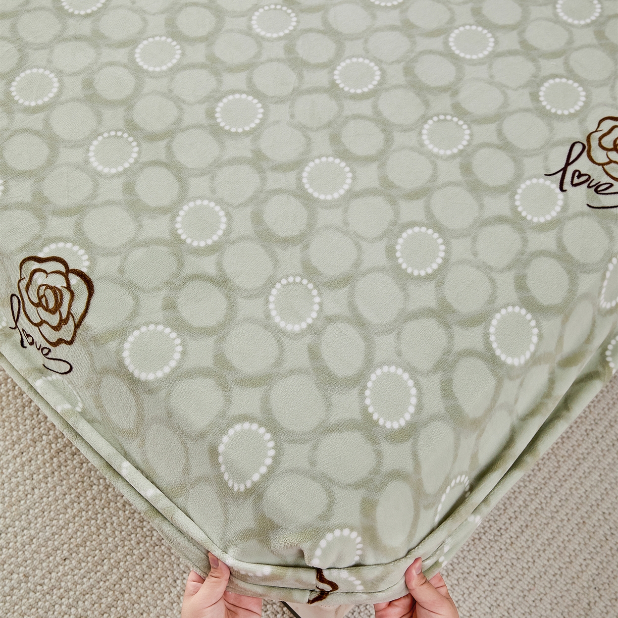 91家纺网 家纺一手货源 找家纺 锦罗绣 2025新款230克牛奶绒印花单床笠 等待