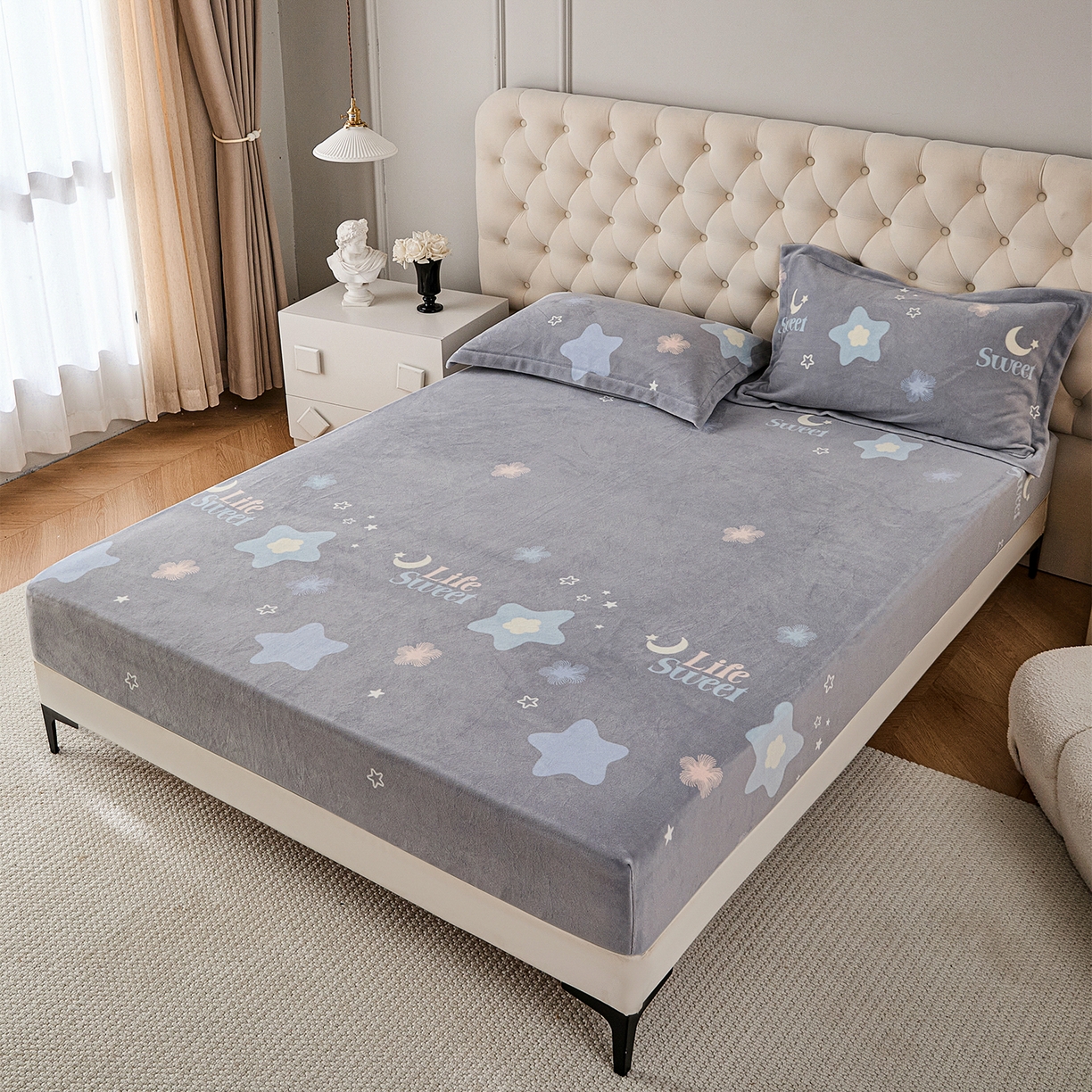 91家纺网 家纺一手货源 找家纺 锦罗绣 2025新款230克牛奶绒印花单床笠 时光