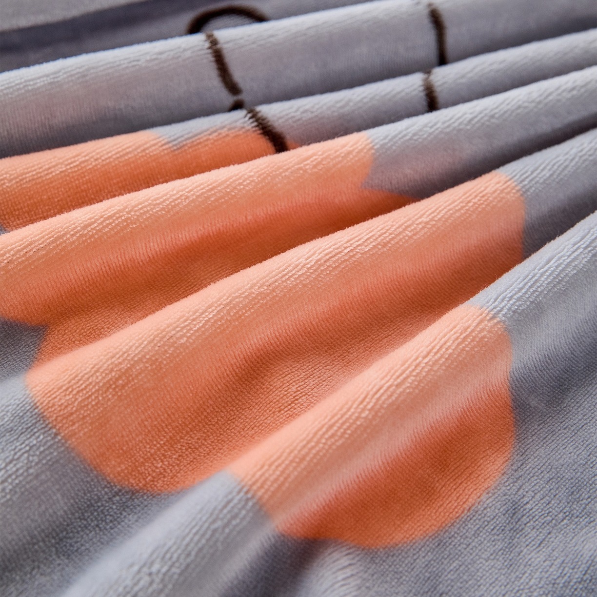 91家纺网 家纺一手货源 找家纺 锦罗绣 2025新款230克牛奶绒印花单床笠 甜蜜宝贝