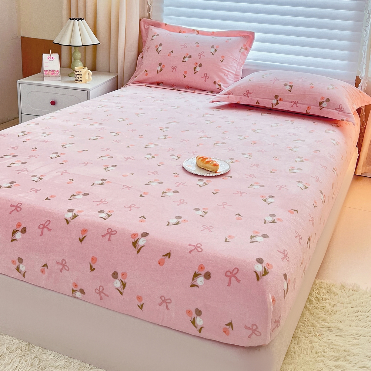 91家纺网 家纺一手货源 找家纺 锦罗绣 2025新款230克牛奶绒印花单床笠 郁金香