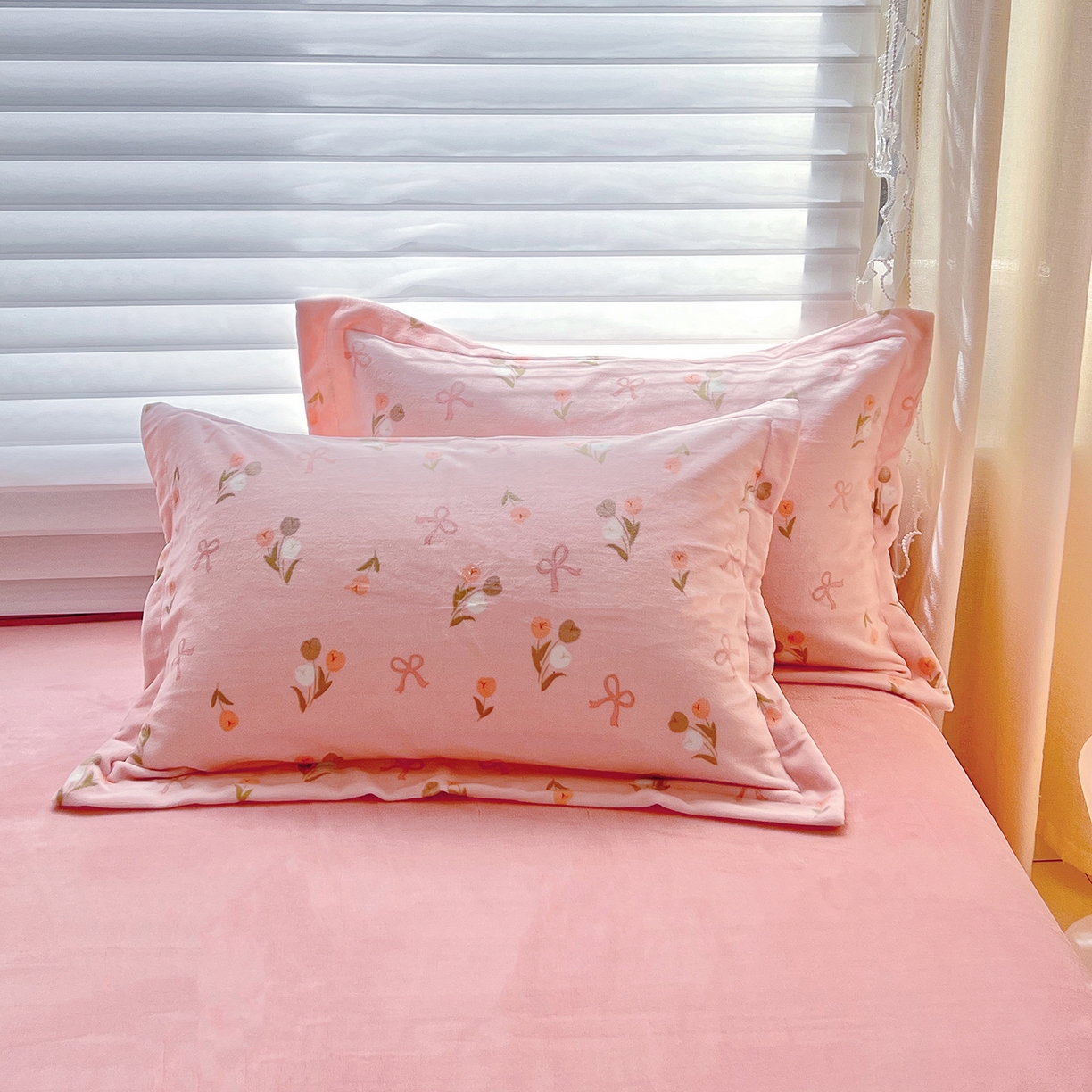 91家纺网 家纺一手货源 找家纺 锦罗绣 2025新款230克牛奶绒印花单床笠 郁金香