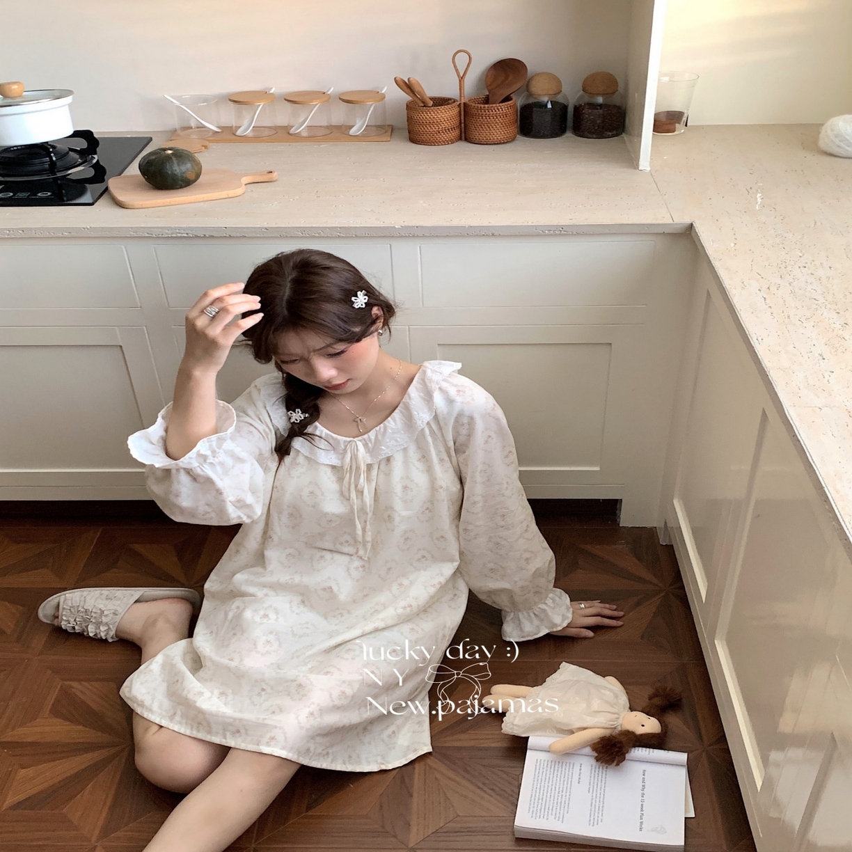 91家纺网 家纺一手货源 找家纺 纽约生活 2025新款系绳胸垫蕾丝裙 花环