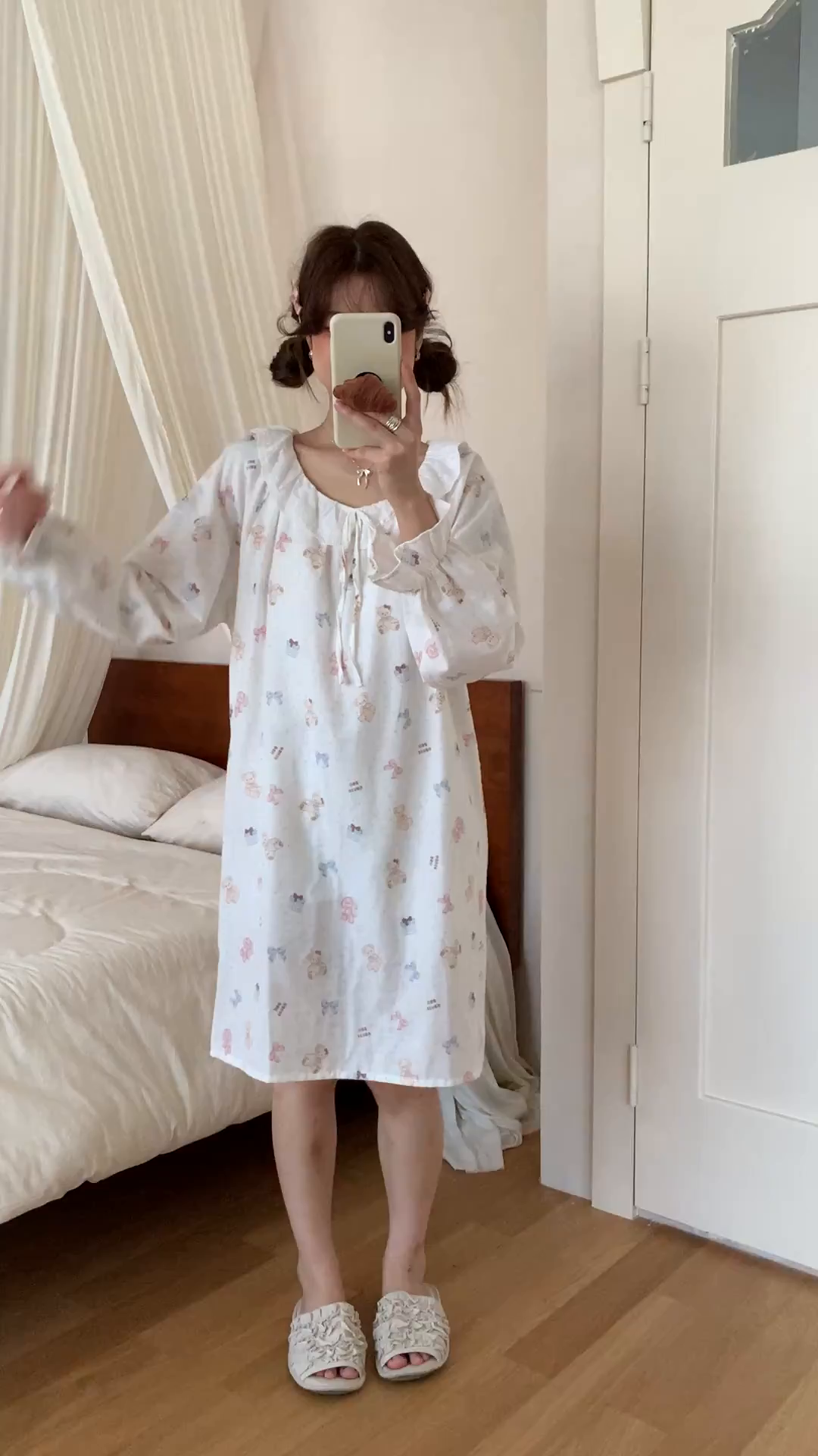 91家纺网 家纺一手货源 找家纺 纽约生活 2025新款系绳胸垫蕾丝裙 礼物熊