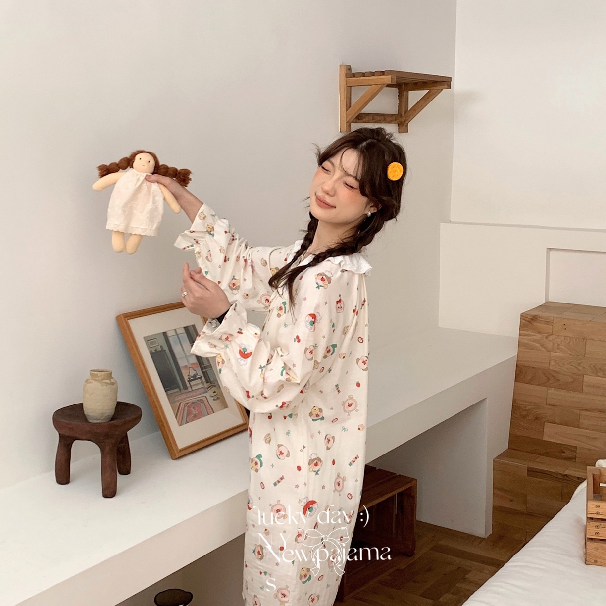 91家纺网 家纺一手货源 找家纺 纽约生活 2025新款系绳胸垫蕾丝裙 面包超人