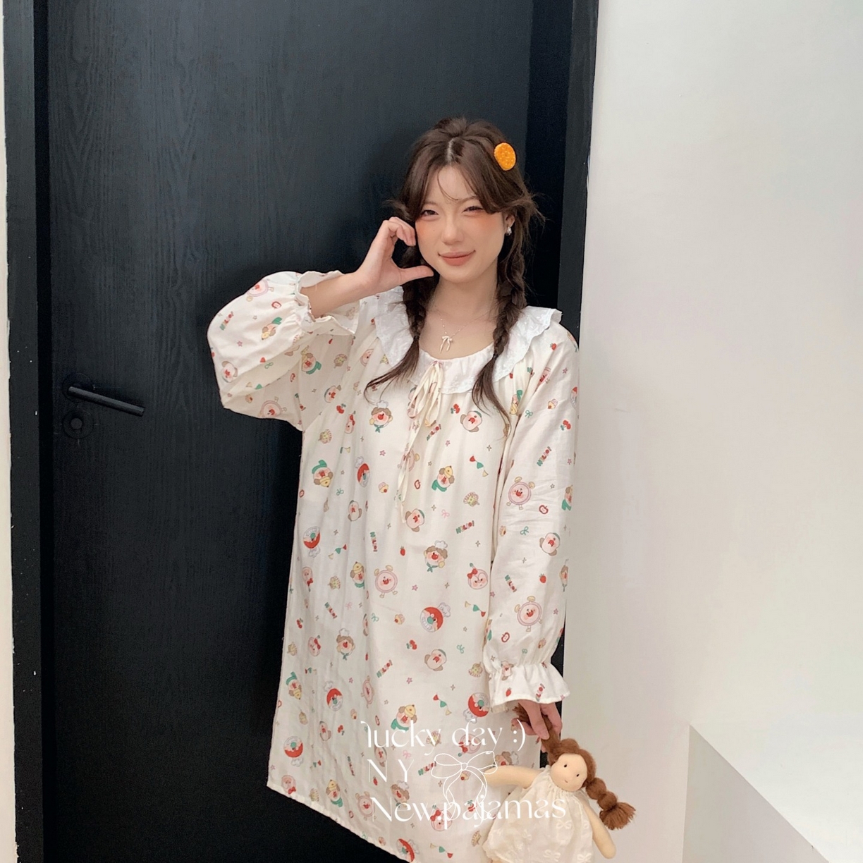 91家纺网 家纺一手货源 找家纺 纽约生活 2025新款系绳胸垫蕾丝裙 面包超人