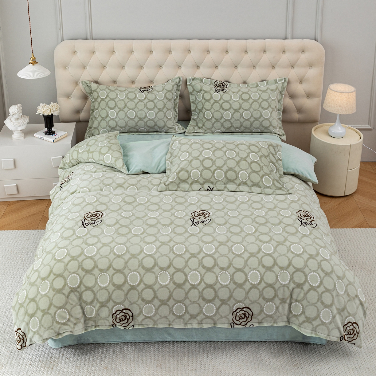 91家纺网 家纺一手货源 找家纺 （总）锦罗绣 2025新款230克牛奶绒印花四件套