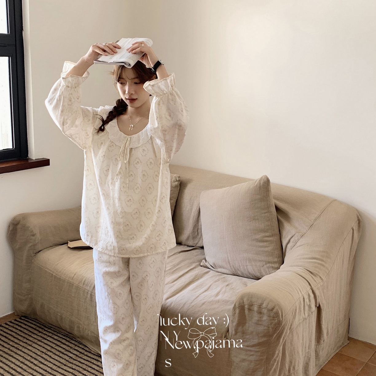 91家纺网 家纺一手货源 找家纺 纽约生活 2025新款系绳胸垫蕾丝套装 花环